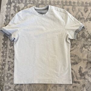lululemon athletica Light Gray Short Sleeve Tee